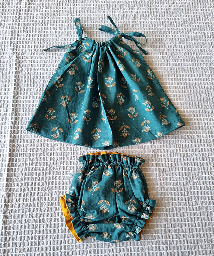 Blusa lazos con braguita a juego - Imagen 5