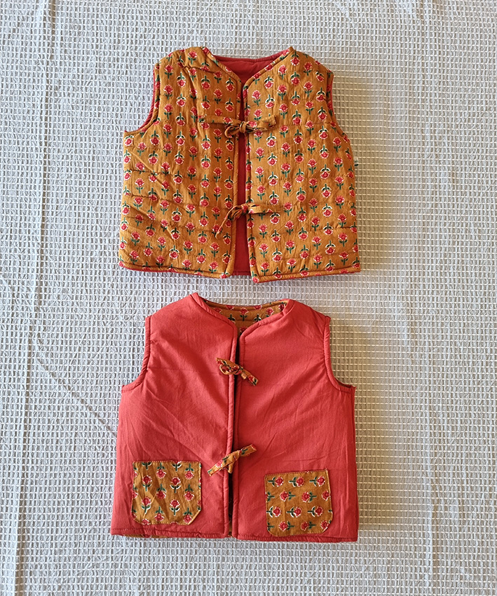 Chaleco guateado reversible - Imagen 4